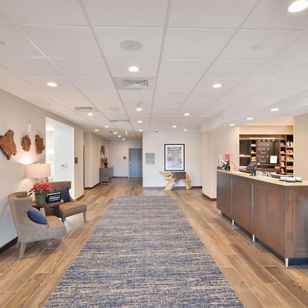 Hampton Inn & Suites Menomonie-Uw Stout Eksteriør billede