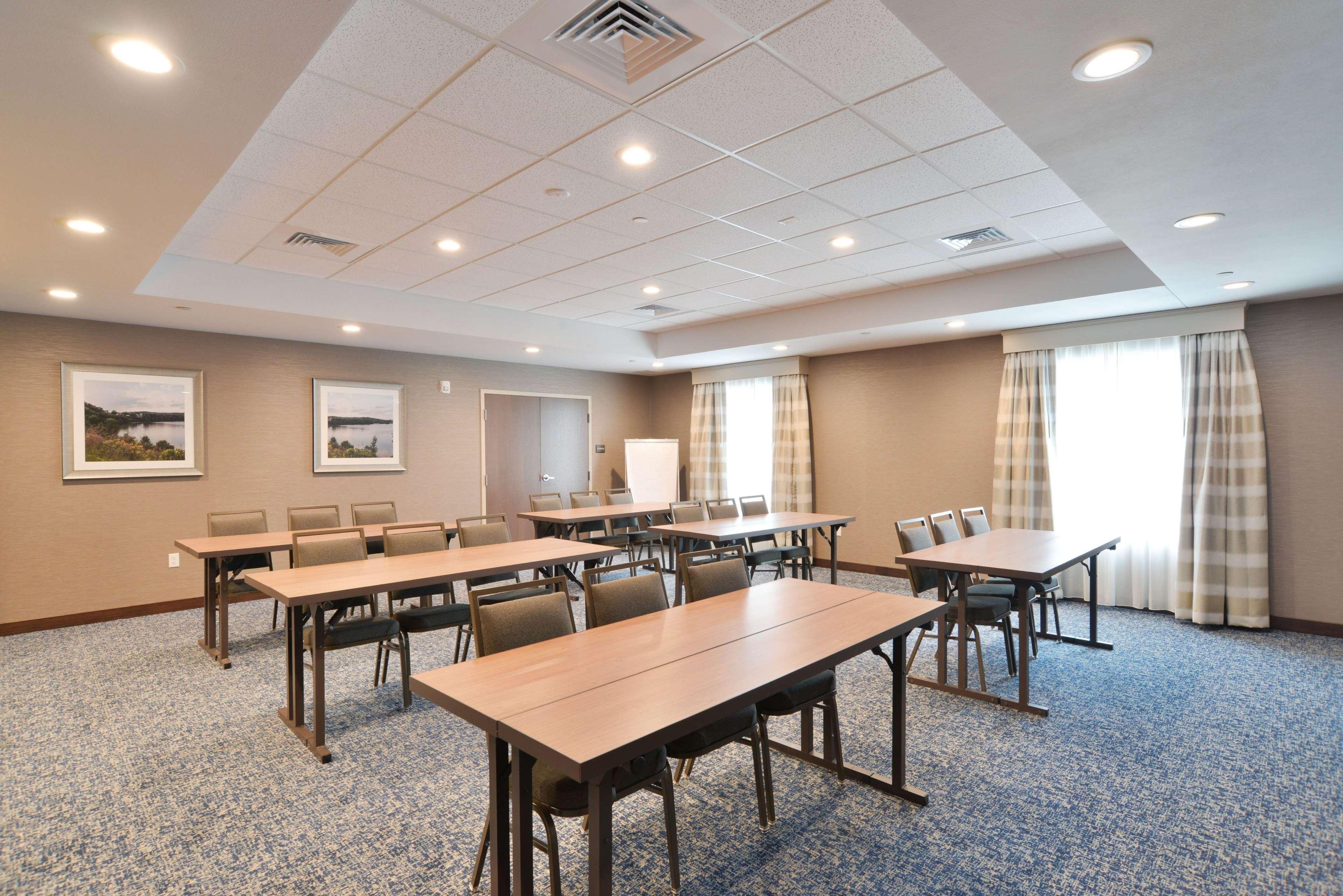 Hampton Inn & Suites Menomonie-Uw Stout Eksteriør billede